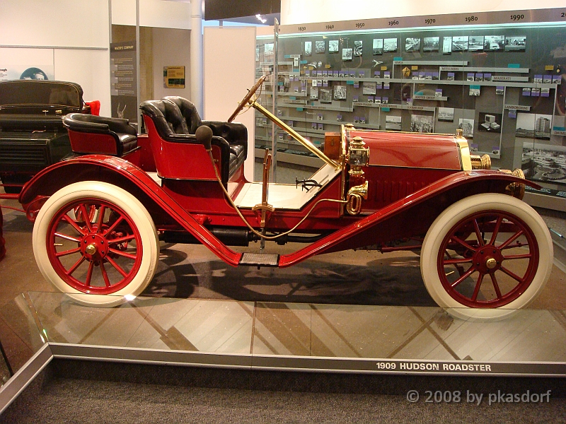 047 Walter P Chrysler Museum [2008 Dec 13].JPG - Scenes from the Wallter P Chrysler Museum in Auburn Hills, Michigan.